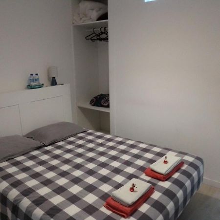 GuestHouse Marialva Park Corroios Eksteriør billede