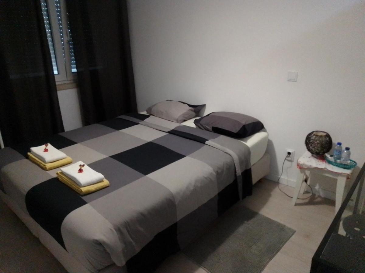 GuestHouse Marialva Park Corroios Eksteriør billede