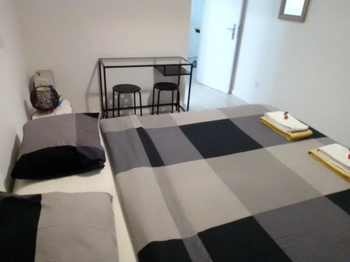 GuestHouse Marialva Park Corroios Eksteriør billede